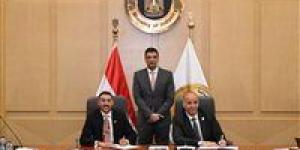 وزير الصناعة يشهد توقيع بروتوكول استراتيجي لتعزيز الابتكار الهندسي وتأهيل جيل جديد من مهندسي السيارات بجامعة القاهرة - بوابة الزهراء