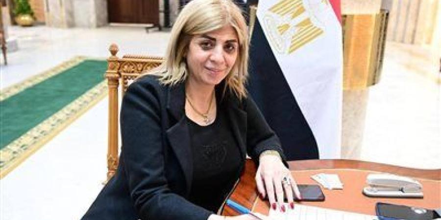 ضرورة المتابعة الدورية وإجراء التحاليل اللازمة.. النائبة أميرة فؤاد تحذر من تناول بعض الأدوية النفسية دون إشراف طبي - بوابة الزهراء