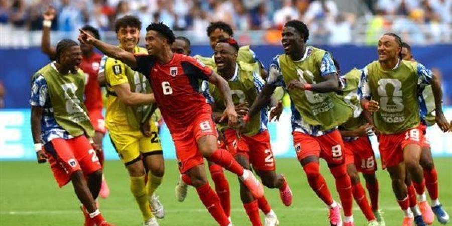 قذيفة لا تصد، كاب فيردي تتقدم على أوروجواي بهدف صاروخي (فيديو) - بوابة الزهراء